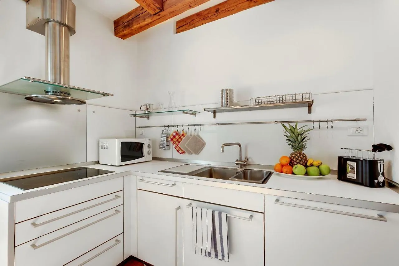 Nikki House Apartment Venice