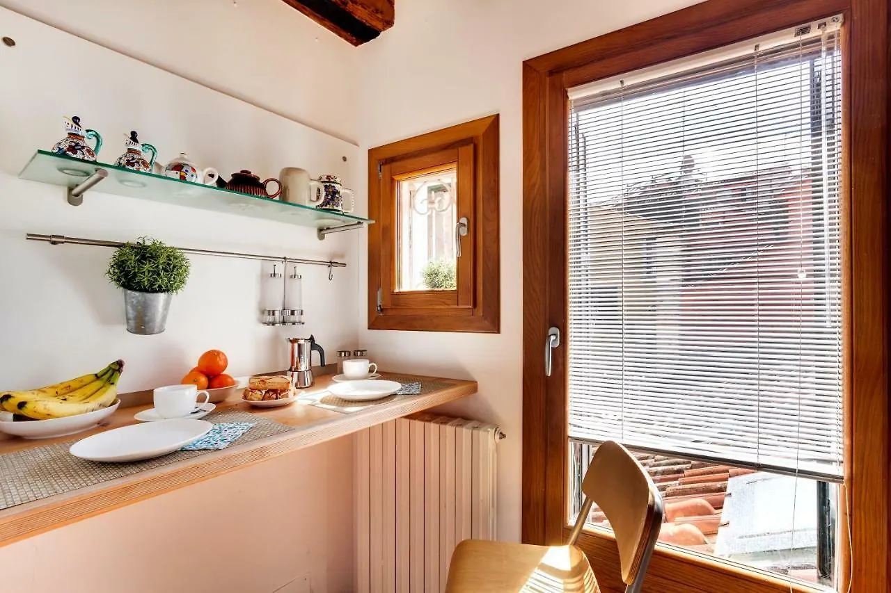Nikki House Apartment Venice