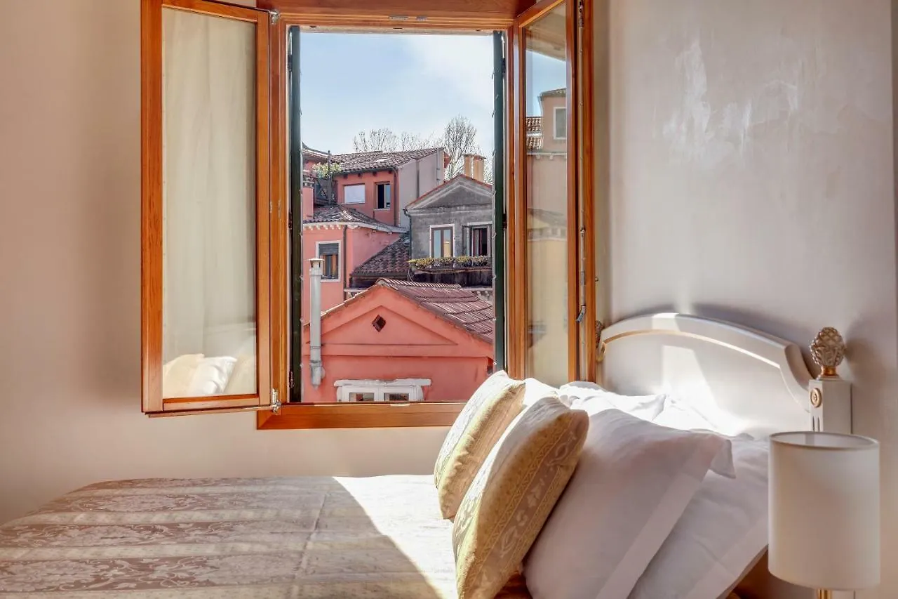 Nikki House Apartment Venice