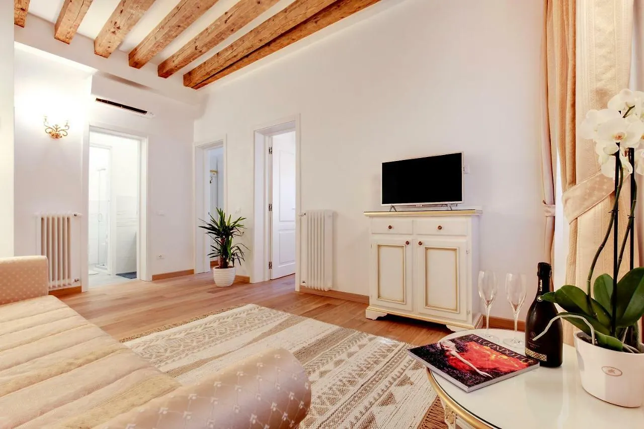 Nikki House Apartment Venice 0*,